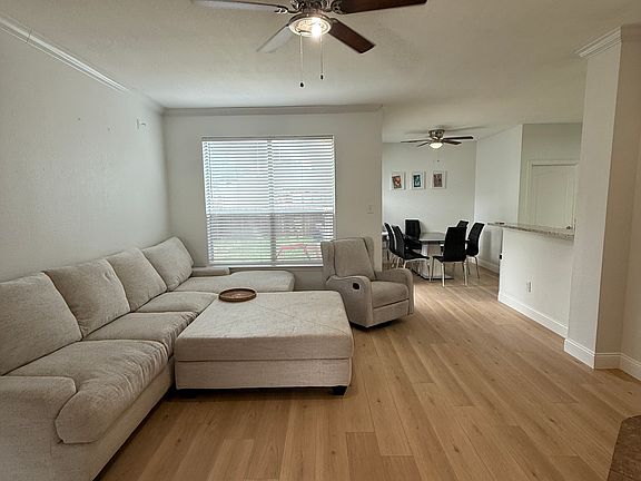 2nd image of 4529 Highridge Dr