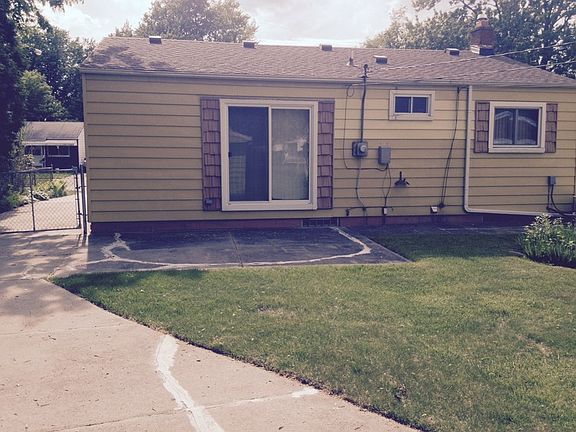 4th image of 5131 Glenis St