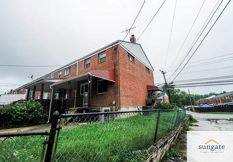 3427 N Point Rd — Photo 37
