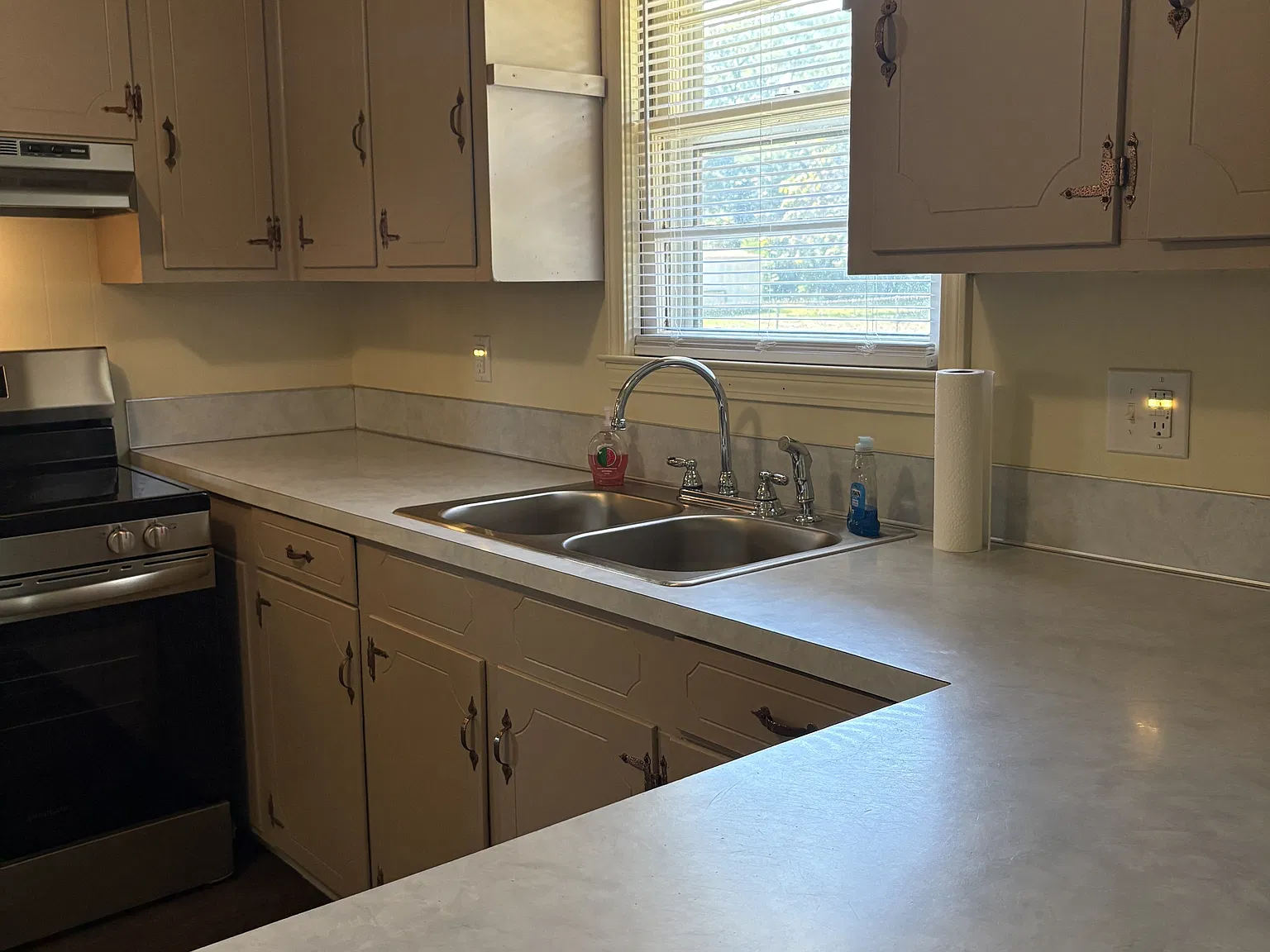 1003 Greenleaf Road - 1 — Photo 4