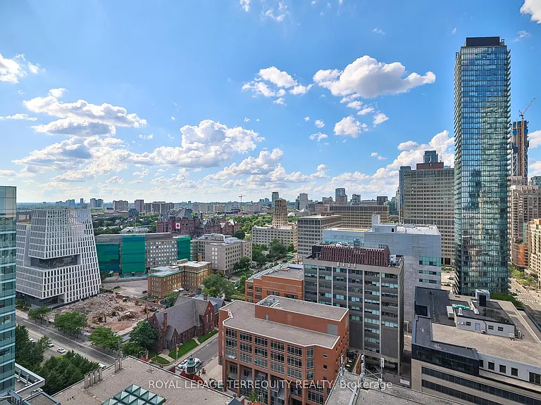 770 Bay St #2412 — Photo 32