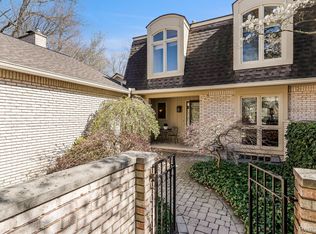 1159 Ivyglen Cir, Bloomfield Hills, MI 48304