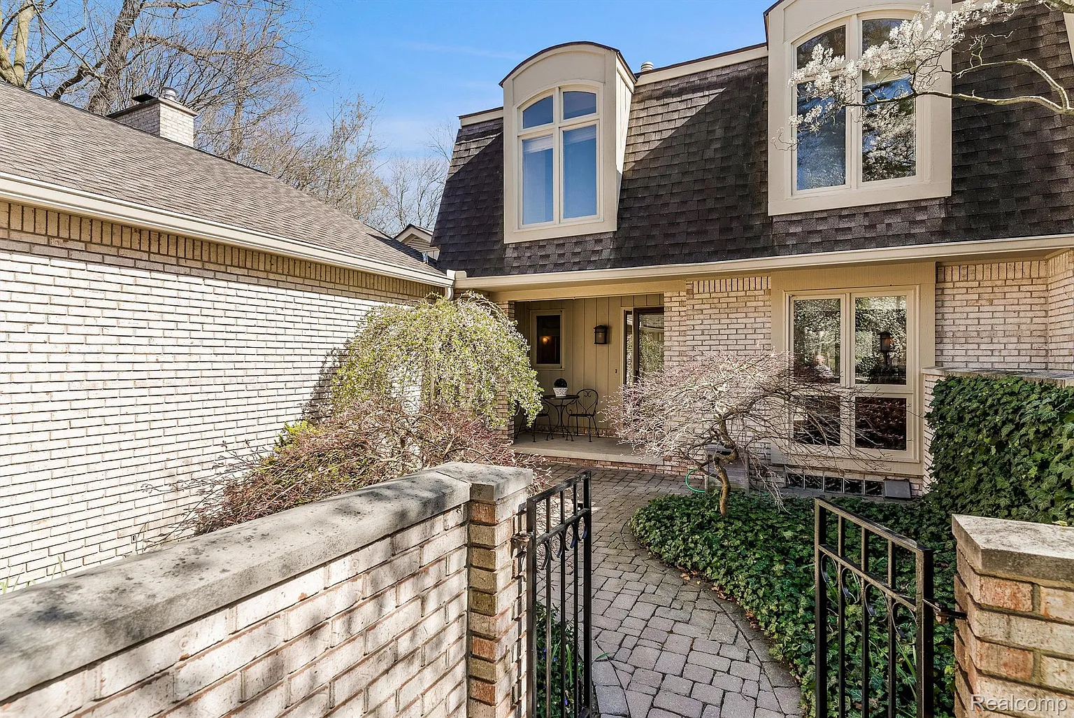 1159 Ivyglen Cir photo 1