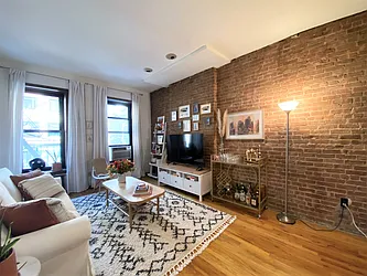 Rented by City Connections Realty