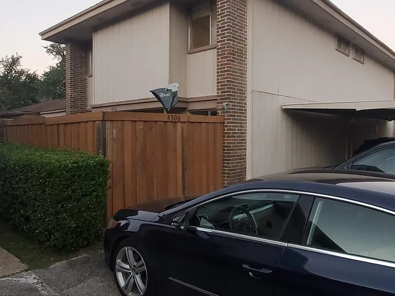 4306 Westminster Dr — Photo 1