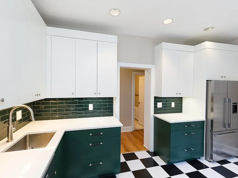 1525 Elliot Pl NW — Photo 4