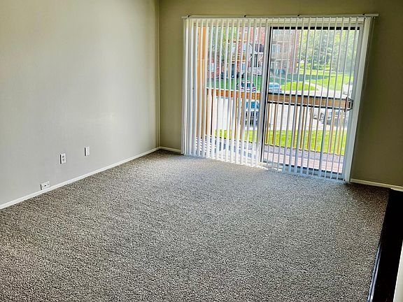 5th image of 905 Heritage Court Ffice #103