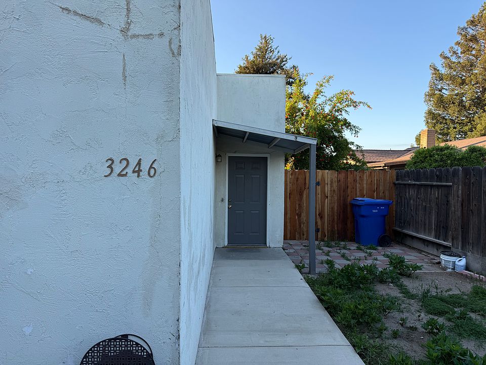 1st image of 3246 Radcliff Way #3246