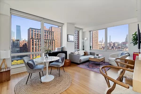 1st image of 450 W 17th St APT 1105