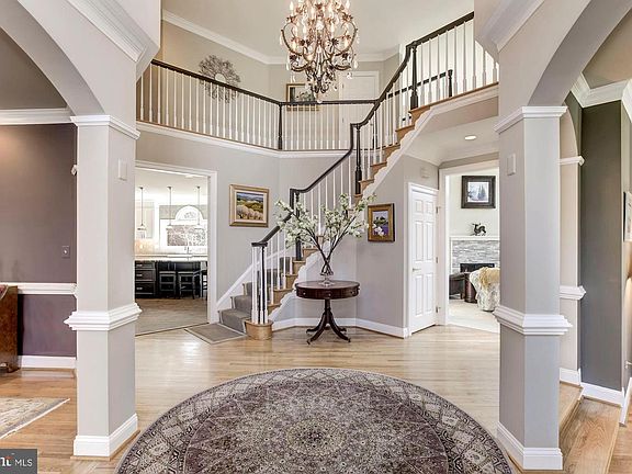 2nd image of 2607 Geneva Hill Ct