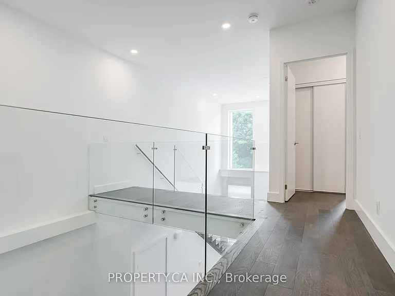 6 Greenbriar Rd #106 — Photo 35