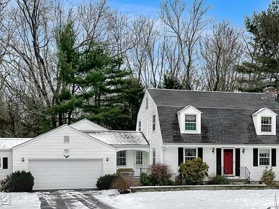 8 Quorn Hunt Road, West Simsbury, CT, 06092