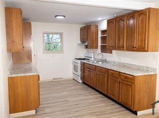 1404 W 9th St #1, Beaver Falls, PA