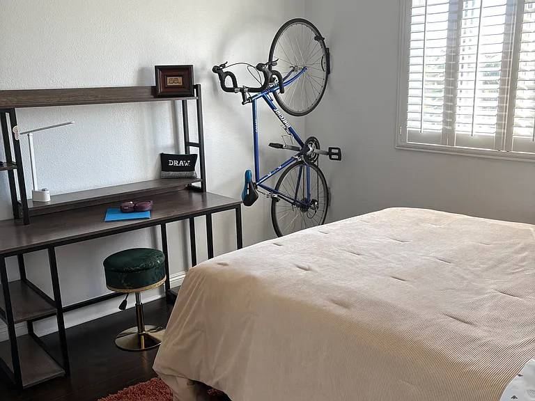 1605 E 2nd St #301 — Photo 36