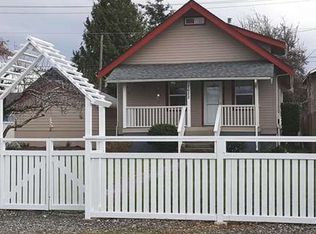 2622 Nome St, Bellingham, WA 98225