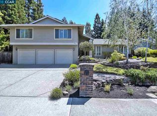 716 Sutton Dr, Walnut Creek, CA 94598