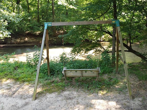 5th image of 9390 Hopewell Rd