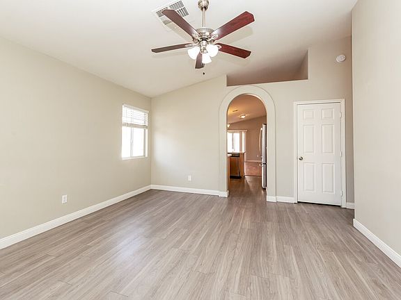 3rd image of 2414 Morocco Ave