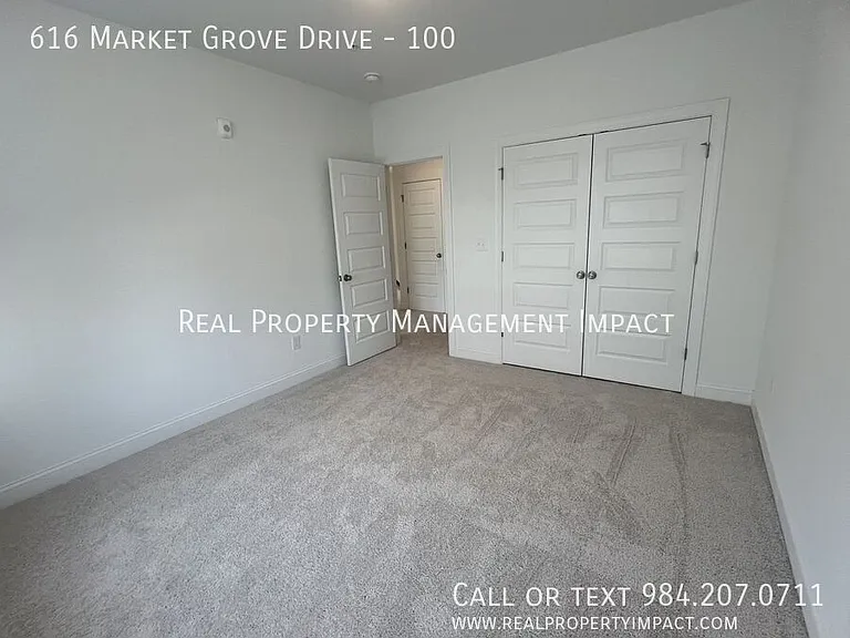 616 Market Grove Dr #100 — Photo 28