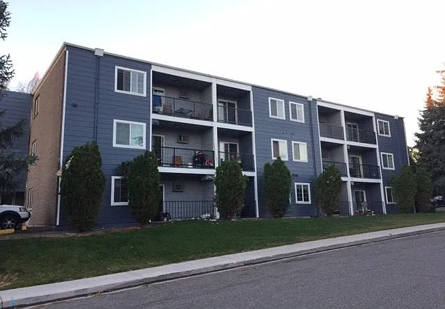 1829 Warren Ave #103