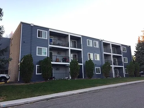 1829 Warren Ave #107 Photo 1