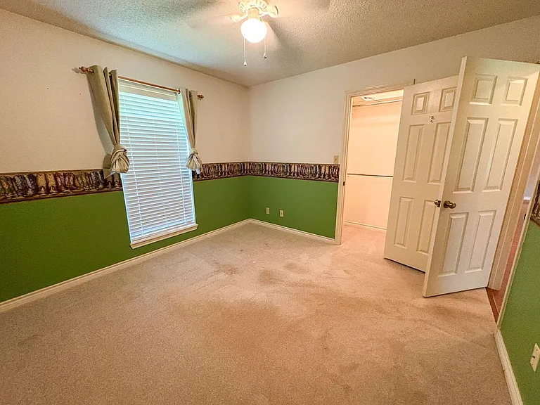 811 S Houston St — Photo 15