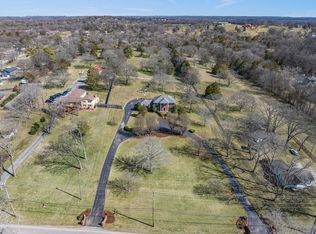 1427 Neelys Bend Rd, Madison, TN 37115