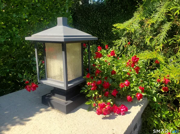 92 Valley Rd #A, Cos Cob, CT 06807