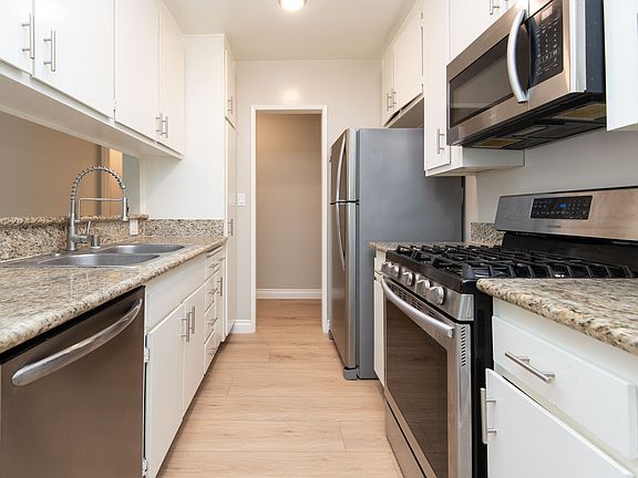 4th image of 3627 Bagley Ave APT 205