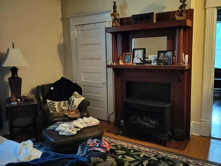 372 Arizona Ave NE #1 — Photo 3