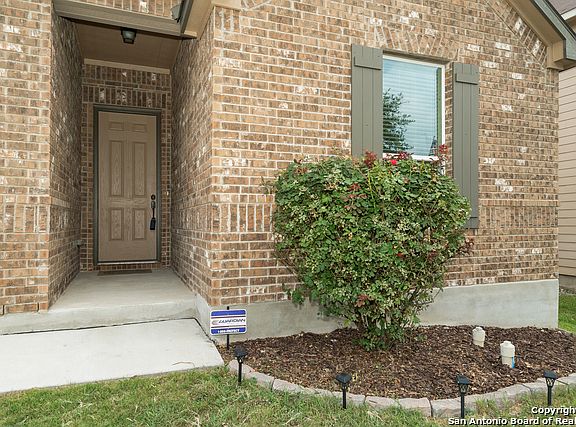 4th image of 112 Gatewood Clf