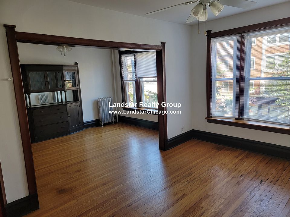 1st image of 1947 W Montrose Ave #2