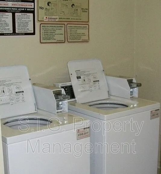 461 W Colorado St #9 — Photo 14