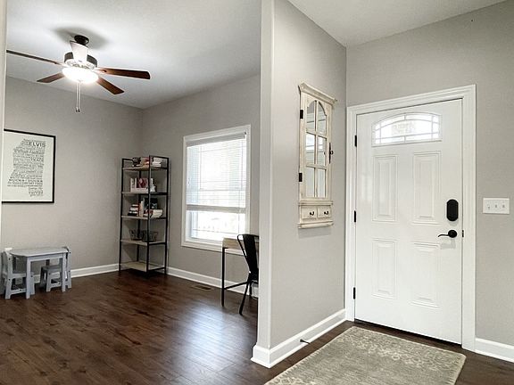 4th image of 2042 Brook Stone Dr
