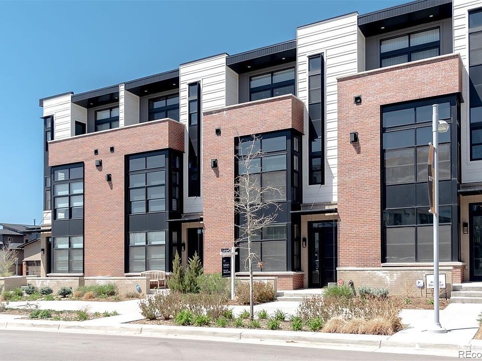 1st image of 6825 E Lowry Blvd