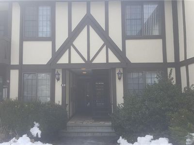 60 Foxwood Dr APT 4, Pleasantville, NY, 10570