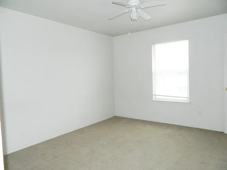 308 Creek St #C — Photo 12