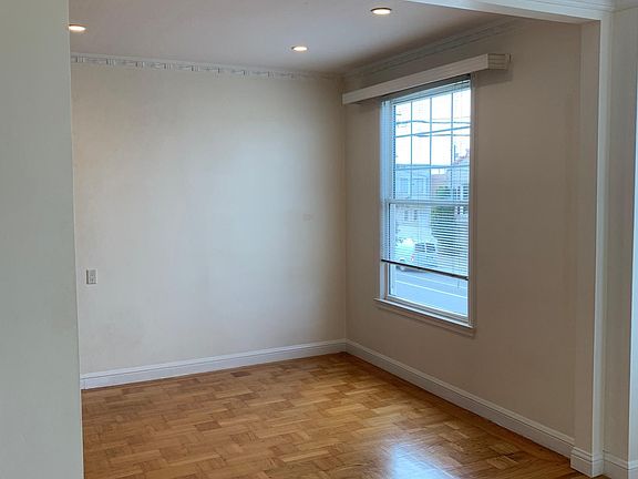 3rd image of 1503 25th Ave