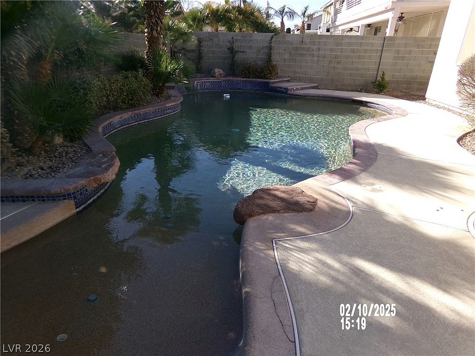1st image of 915 Dover Glen Dr #0