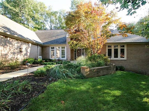2nd image of 4600 Hickory Ct