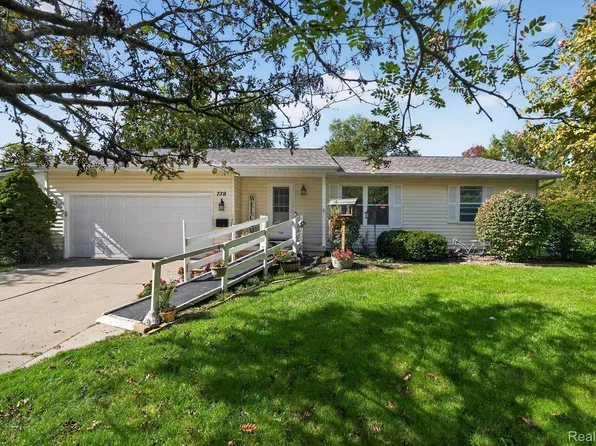 739 Surfwood Ln, Davison, MI 48423