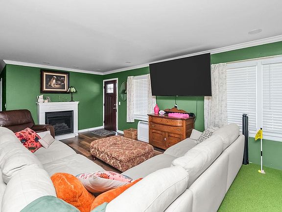 2nd image of 1026 Doug Hill Rd