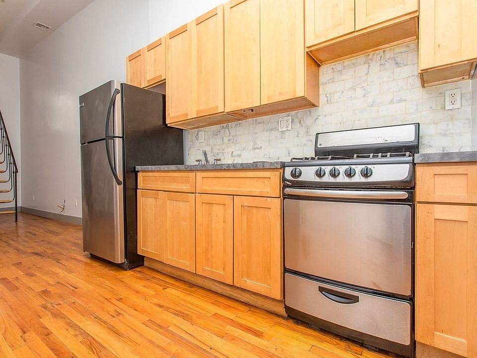 1st image of 247 Troutman St #5M