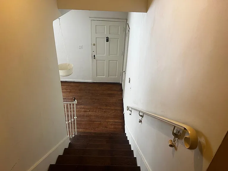 925 Gayley Ave #5 — Photo 9
