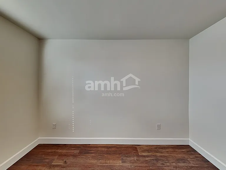 897 Heritage Blvd — Photo 22