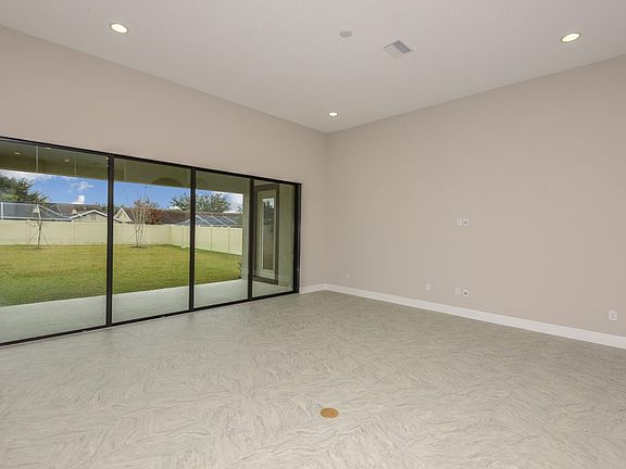 Key LargoGrand Room with Lanai Access