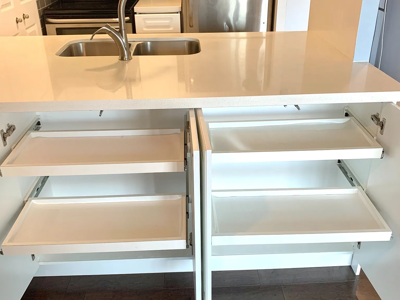 3 bed, $2,700 — Photo 3