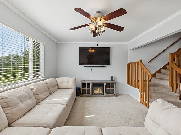 3rd image of 22924 Westwind Dr