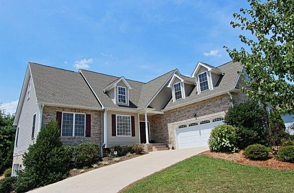 1st image of 502 Wyndham Dr