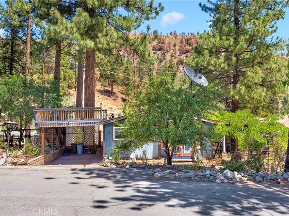 716 Mountain View Ave, Wrightwood, CA 92397